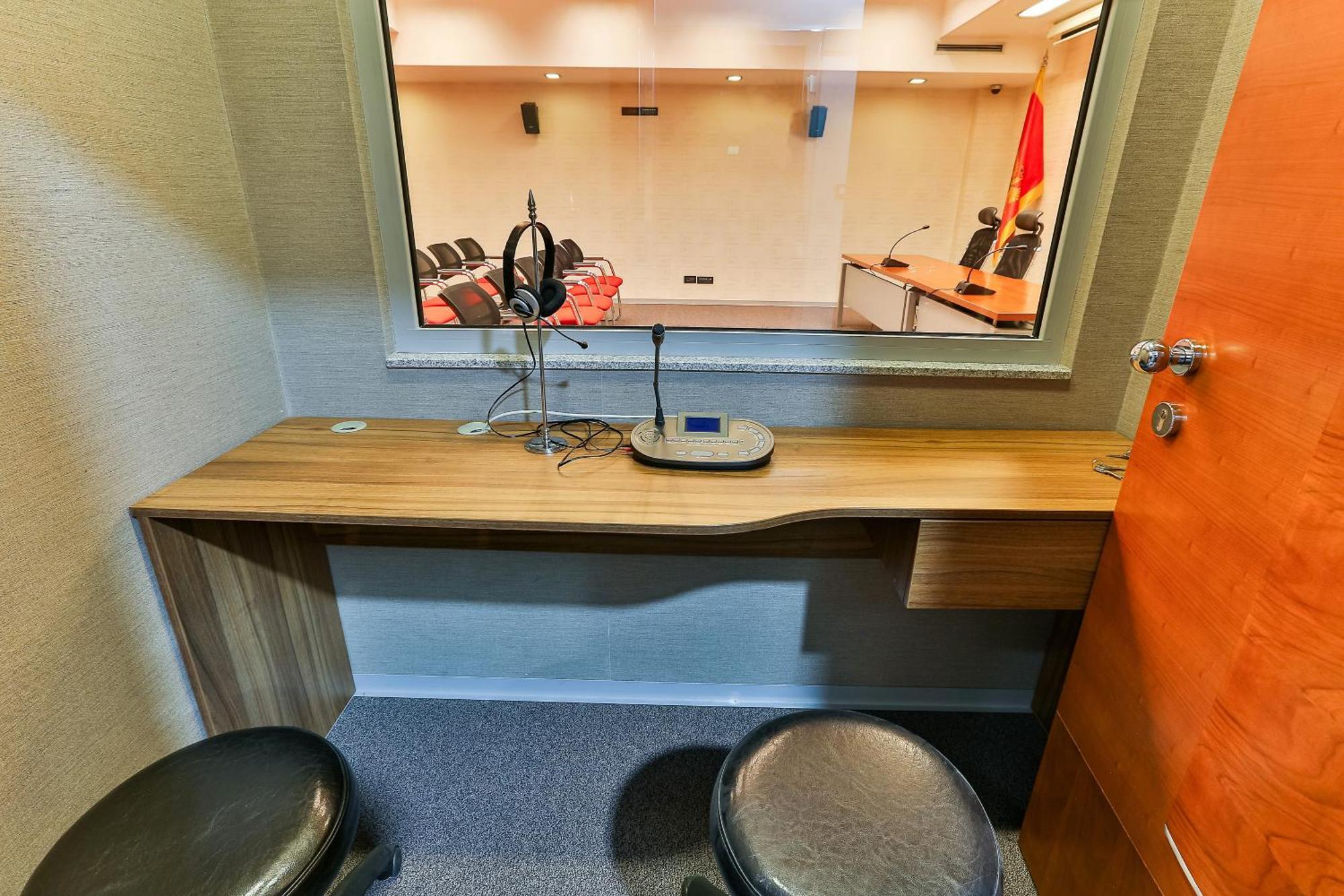 Kings Park Hotel Подгорица Экстерьер фото