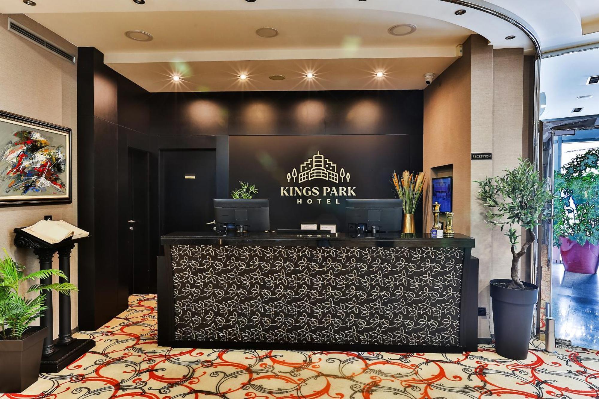 Kings Park Hotel Подгорица Экстерьер фото